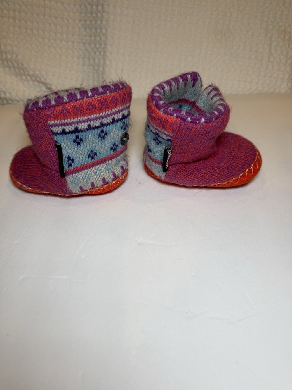 MUK LUKS Baby Girls Booties 6-12 Months Fair Isle Knit Slippers Red Purple Blue
